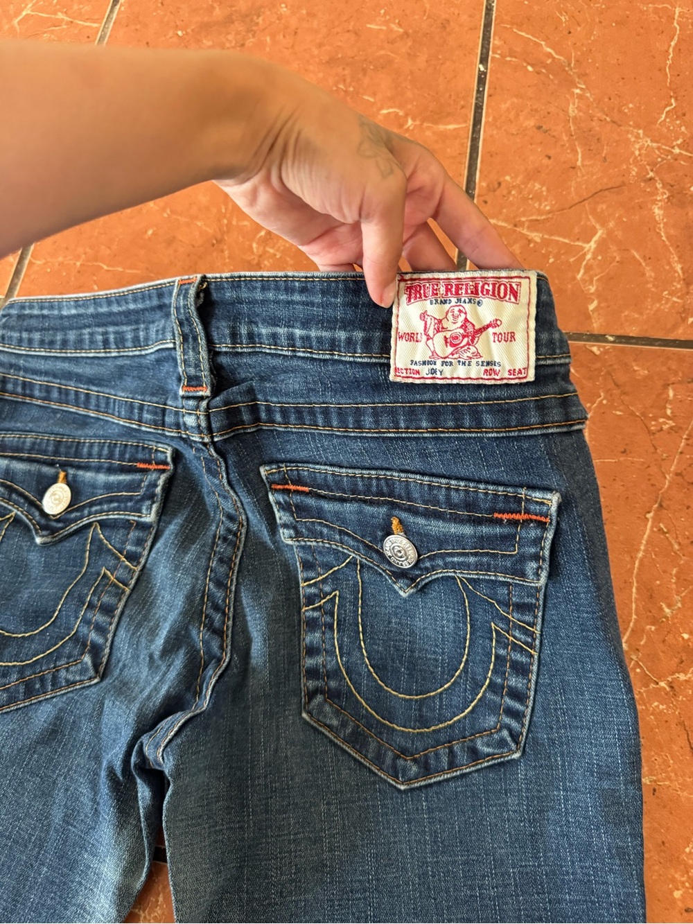 True Religion Women’s Jeans Size 31 Y2K Dark Wash Bootcut Horseshoe Pockets - Picture 3 of 9